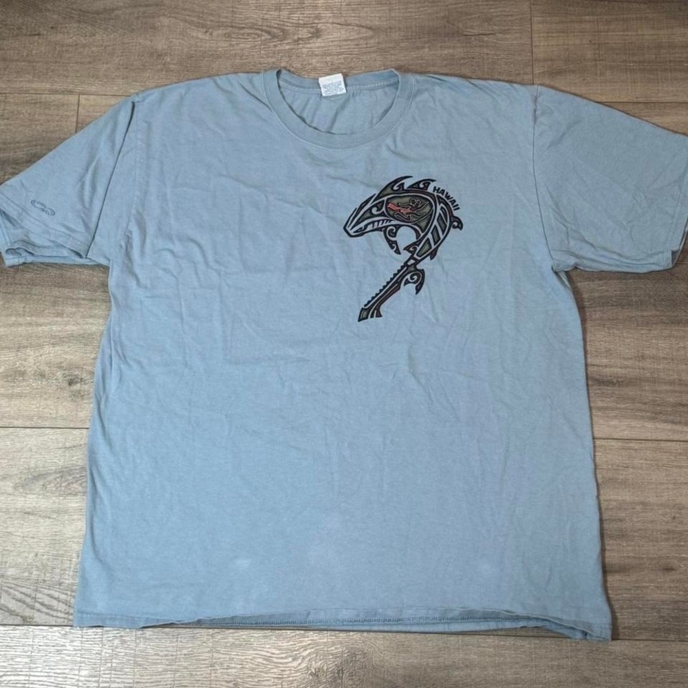 Crazy Shirt Hawaii mens XL graphic tee in blue and grey front/back hit